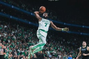 电子竞技-尤文图斯带队取胜！，西亚卡姆重要时刻领先优势明显引发球迷热议的简单介绍